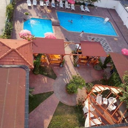 Alba Family Club Hotel Primorsko Exteriér fotografie