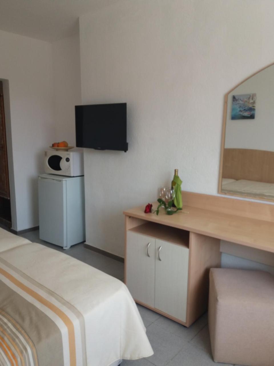 Alba Family Club Hotel Primorsko Exteriér fotografie