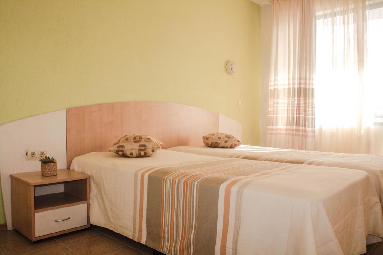 Alba Family Club Hotel Primorsko Exteriér fotografie
