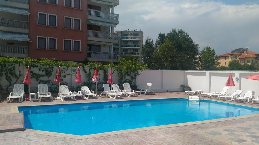 Alba Family Club Hotel Primorsko Exteriér fotografie